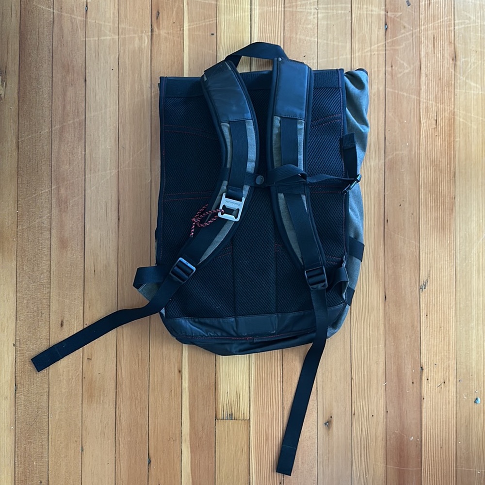 Timbuk2 backpack (⭐️⭐️⭐️⭐️⭐️ - Picture 4 of 7
